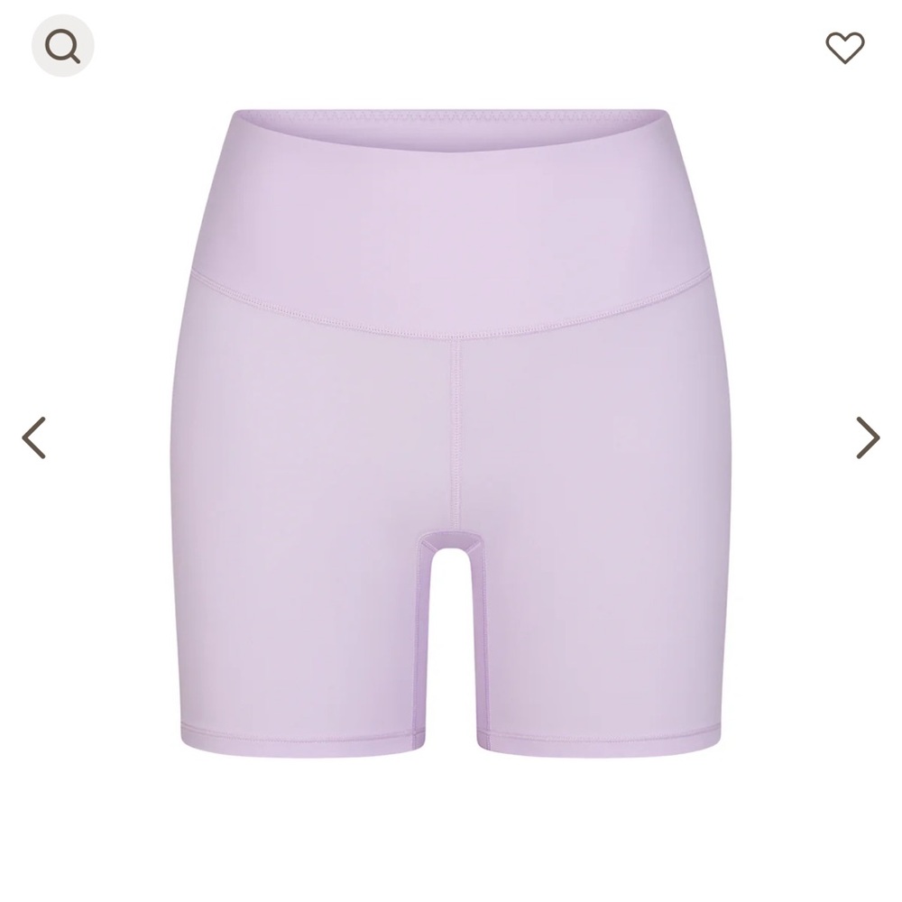 NWT SKIMS High Waist Short - color: Lily